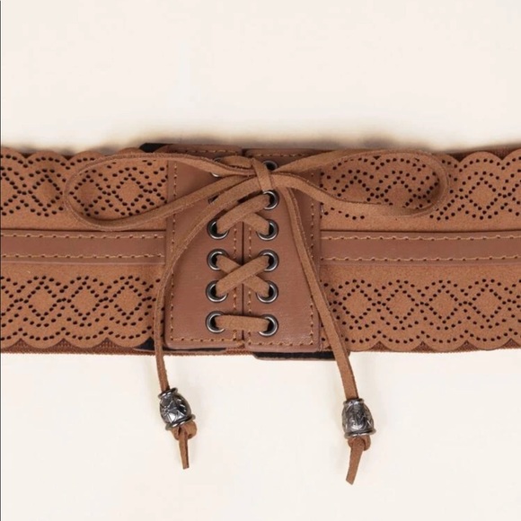 Woman’s Brown Leather Corset Belt